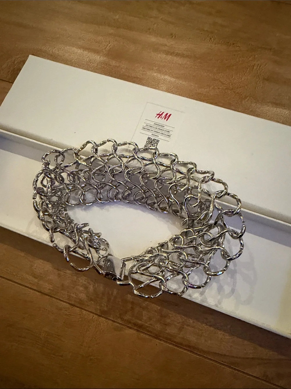 H&M Limited Edition Chocker